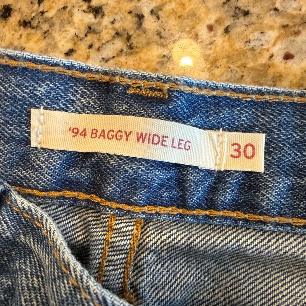 Levi's Women's 94 wide leg jeans 30 - Picture 5 of 7